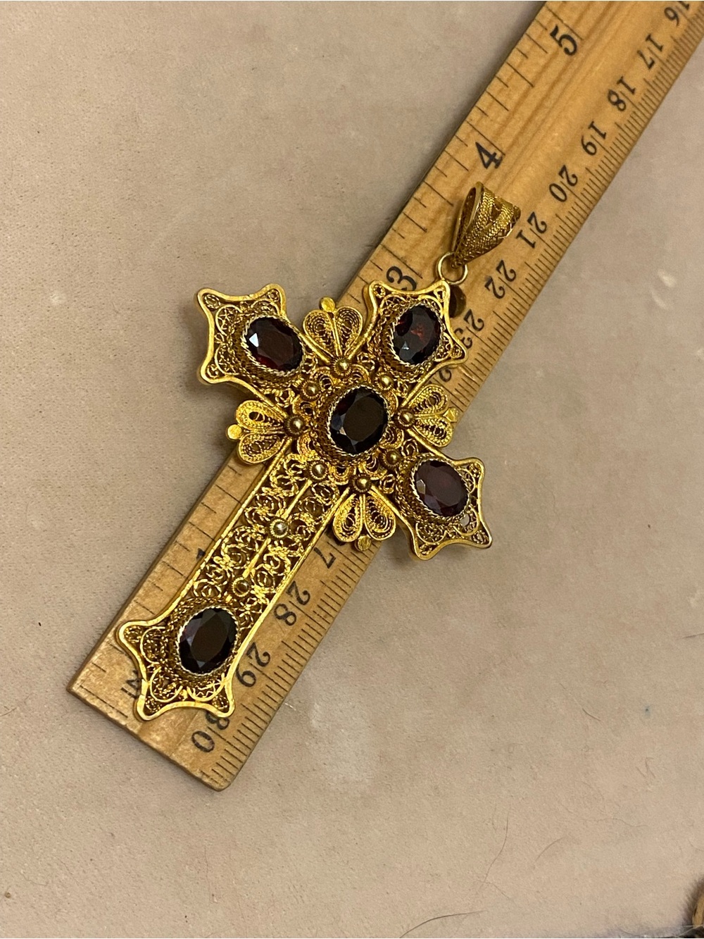 Vintage Gilt Sterling Silver Red Garnet Large Cross Pendant 925 - Picture 11 of 15